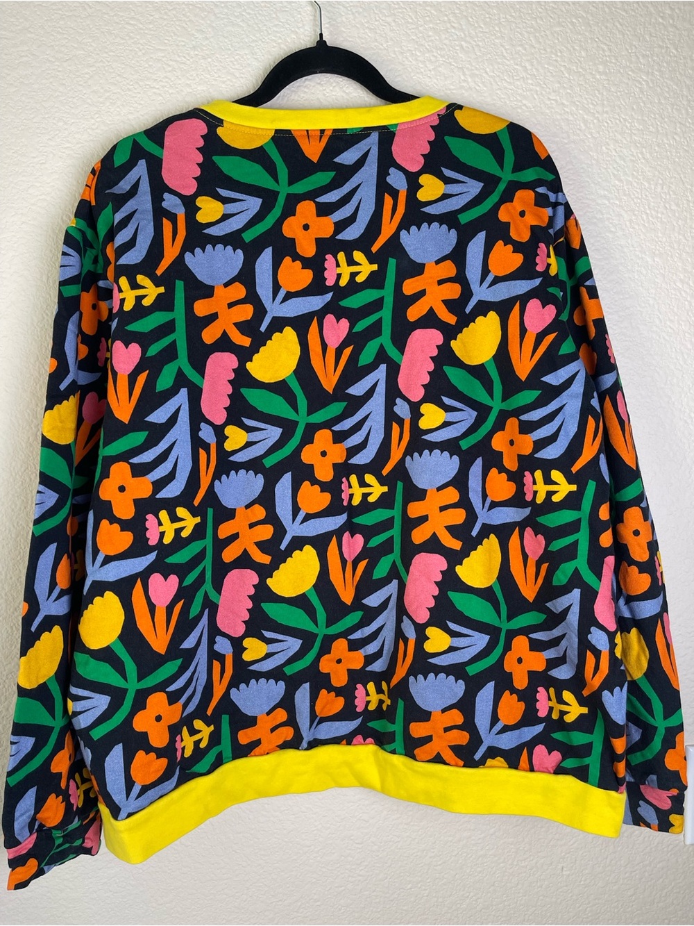 Wild & Pree Winter Garden Midnight 100% Cotton Sweatshirt Floral Colorful Sz XL - Picture 8 of 14